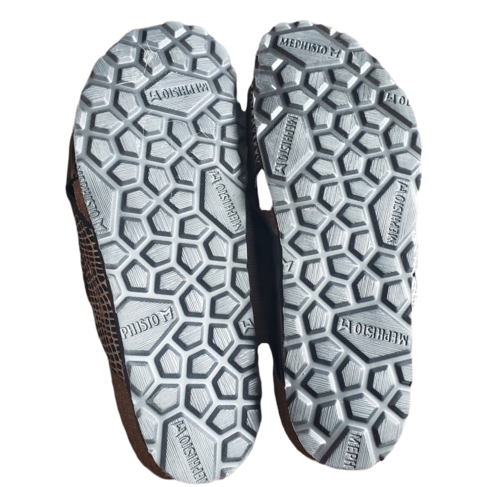 MEMPHISTO Crisscross Sandals - Picture 4 of 9